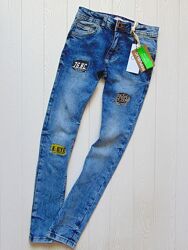 OVS. Размер 9-10 лет. Новые стильные стрейчевые джинсы для мальчика