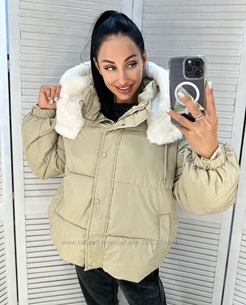 Жіноча зимова куртка M - 1399