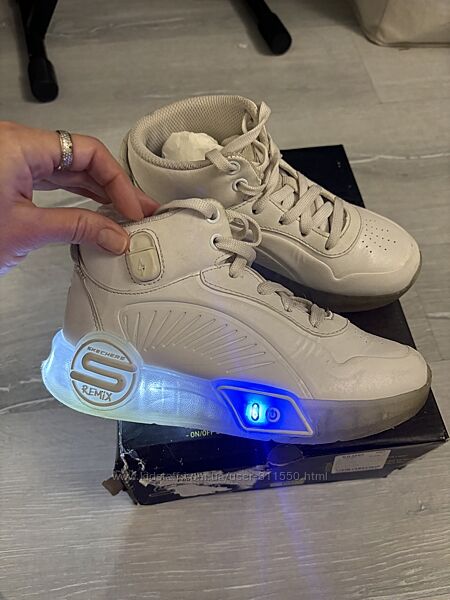 Skechers S-Lights Remix розмір 33,5 по стельці 21 см