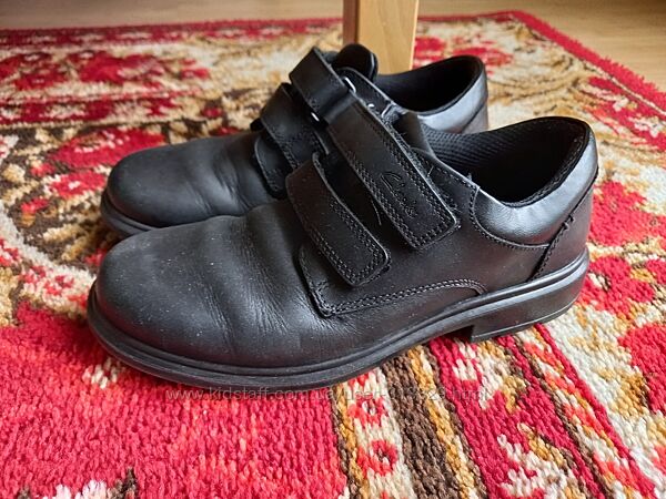 Туфли кожаные Clarks размер 34