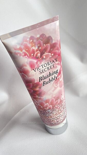 Лосьон BLUSHING BABBLY від Victorias Secret
