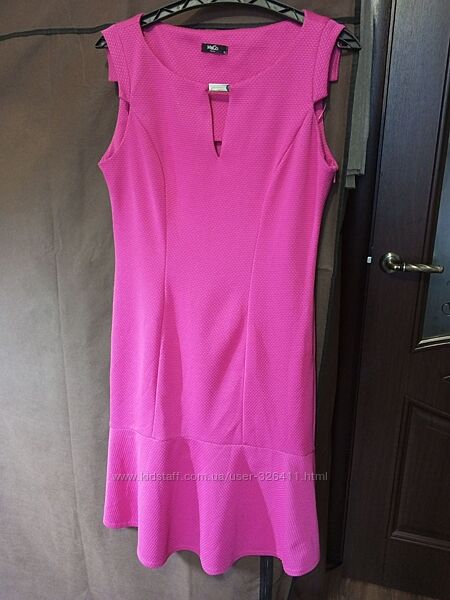 Рожева стильна сукня плаття
