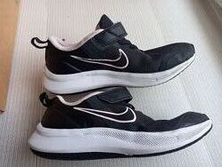 Кросівки Nike р33 устілка 21см