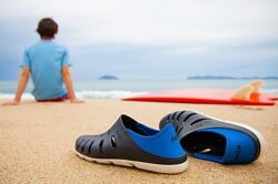 Сабо японського виробника ліпщі за Crocs. 