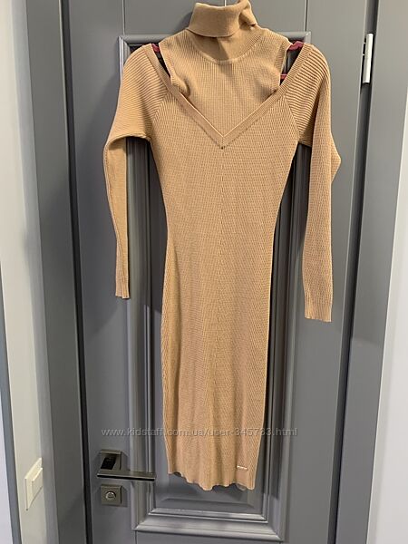 Нове плаття Love Republic 