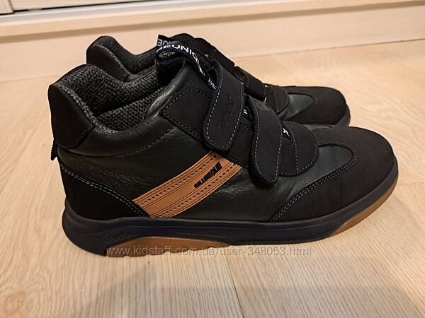 Демічеревики Tutubi, шкіра. Р.39, стан ідеальний