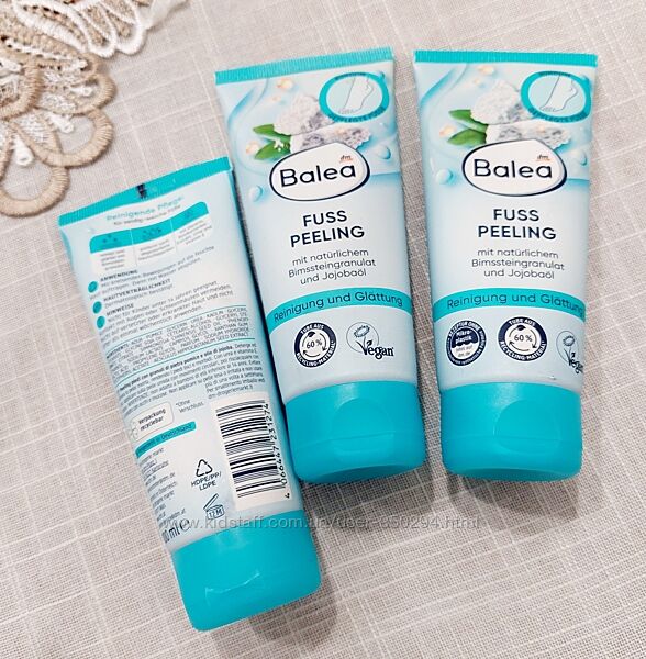 Опис Пілінг для ніг із натуральним гранулятом пемзи та олією жожоба, 100 мл