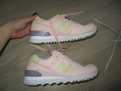 Нежные кроссовки New Balance размер 36,5