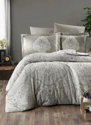 #4: Milena Beige