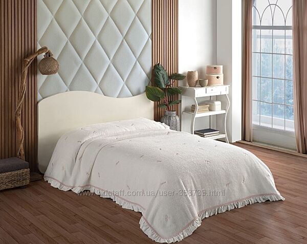 Нежное махровое покрывало в премиум качестве фирмы Maison Dor Les Azzures