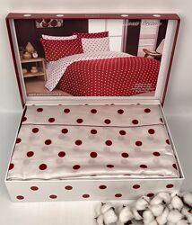 #9: Sweet Dreams Red