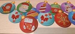 Підвіски на ялинку алмазна мозаїка.