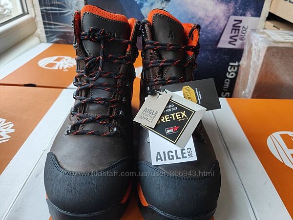 Нові черевики Aigle Gore-Tex