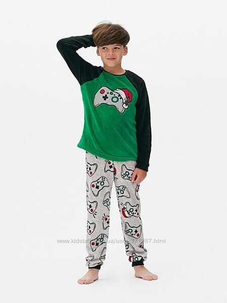 Плюшевая пижама на мальчика от 3 до 13 лет Primark, піжама