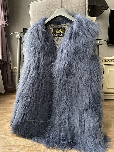 меховые жилеты