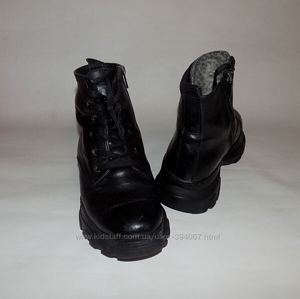 Ботинки зимние кожаные р. 37 стелька 23см