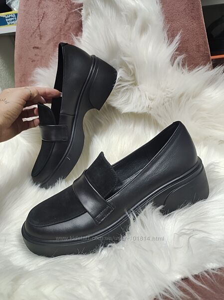 Якісні зручні шкіряні туфлі на кожен день