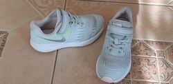Кросівочки Nike р.28.5