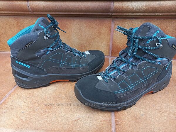 Черевички Lowa gore tex р.37
