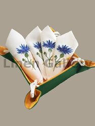 Подарунковий комплект з вишивкою Волошки цукерниця та 4 серветки