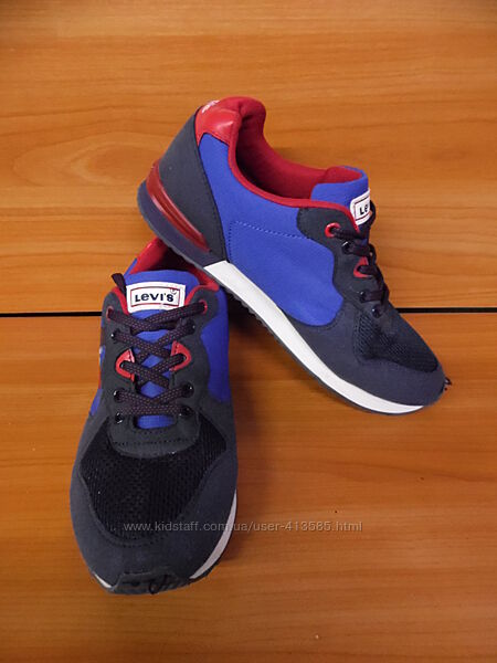 Кросівки levis