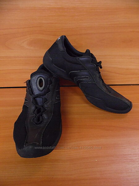 Кросівки geox