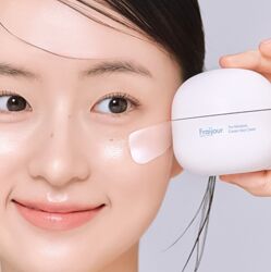  Зволожуючий крем-мус з церамідами та ектоїном Fraijour Pro Moisture Cerato