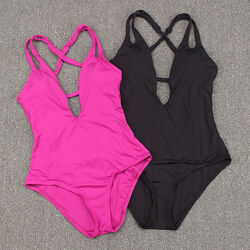 Сдельный купальник 46-48 L темная фуксия