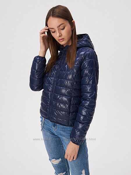 Верхній одяг жіночий