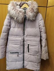 Стильная теплая женская зимняя куртка р М 38