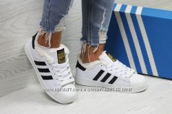  Зимние женские кроссовки Adidas Superstar whiteblack