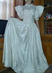 Винтажное шёлковое свадебное выпускное платье фотосессии шёлк чесуча 