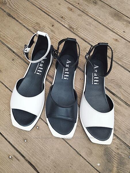 Шкіряні білі, чорні босоніжки на низькому ходу, закрита пятка, натур шкіра