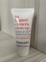 Універсальний засіб для шкіри обличчя this works in transit camera close-up