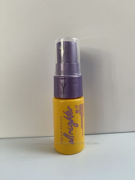 Спрей для фіксації макіяжу