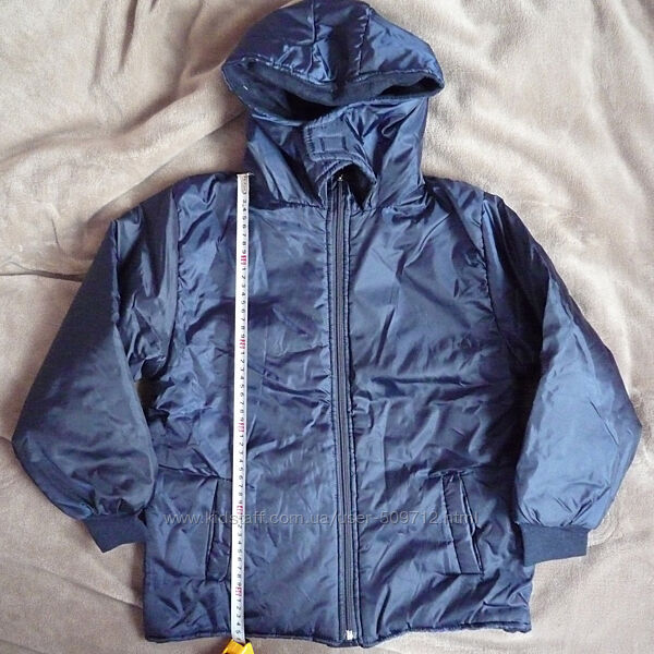 Куртка синя 140р