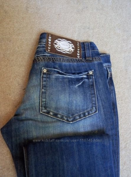 И вновь прямые джинсы, Fracomina Италия, в моде