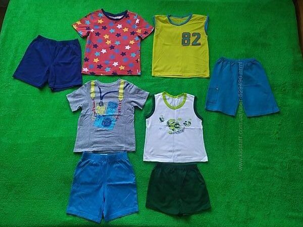 Трикотажные комплекты шорты с футболками и майками на 4-6 л. и 6-8 л.