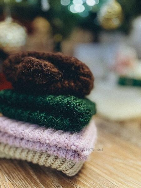 Теплі зимові шапочки