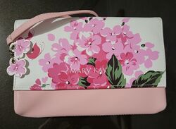 Новий Клач-сумочка Mary Kay 22см  15см