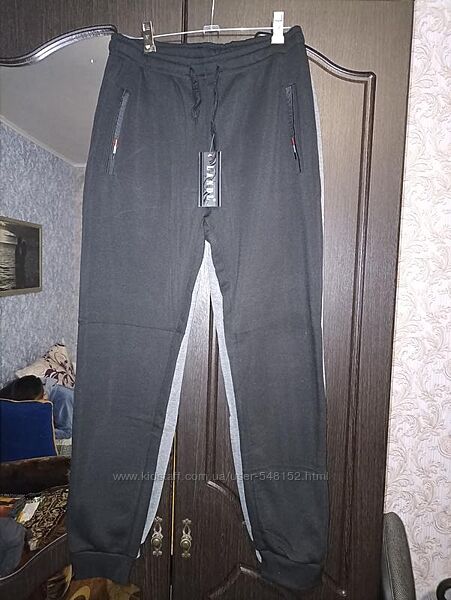 Штани утеплені Угорщина чорні 3ХЛ