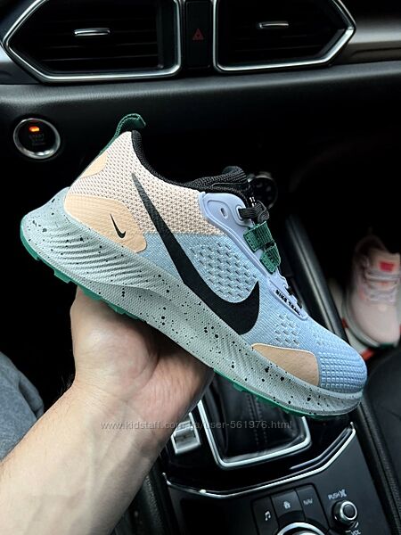 Жіночі кросівки Nike Pegasus Trail 3