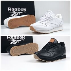 Жіночі термокросівки Reebok Classic білі і чорні