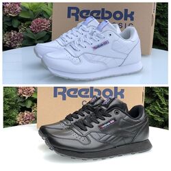 Жіночі кросівки Reebok Classic білі і чорні