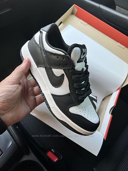 Жіночі кросівки Nike SB Dunk Low