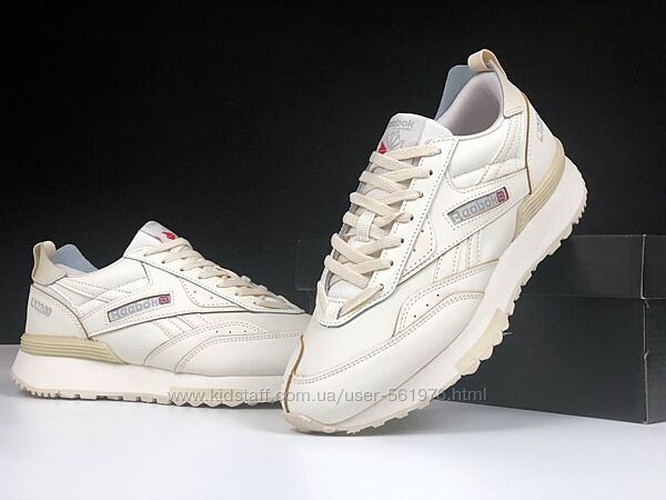 Жіночі кросівки Reebok LX2200 бежеві