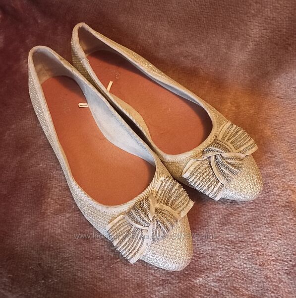 Сріблясті туфлі балетки Next р.37-38/24 см