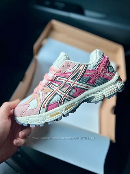 Жіночі кросівки asics gel-kahana 8