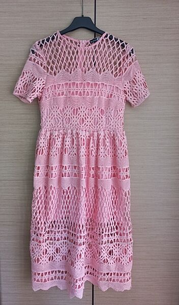 Нове нарядне ажурне плаття сукня Boohoo р. S