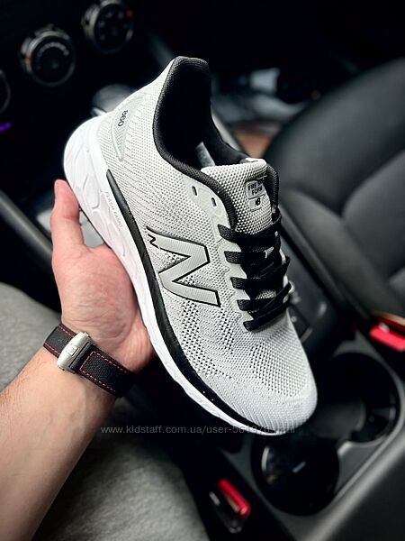 Чоловічі кросівки New Balance Fresh Foam 860 весна/літо